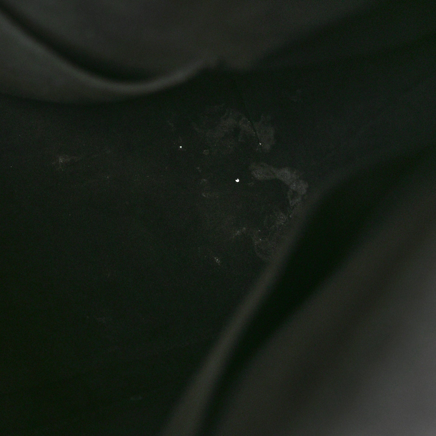 Monogram V Tote MM Black