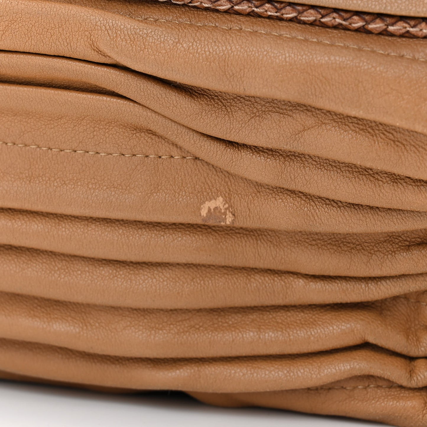 Nappa Pleated Nuvolata Spy Bone