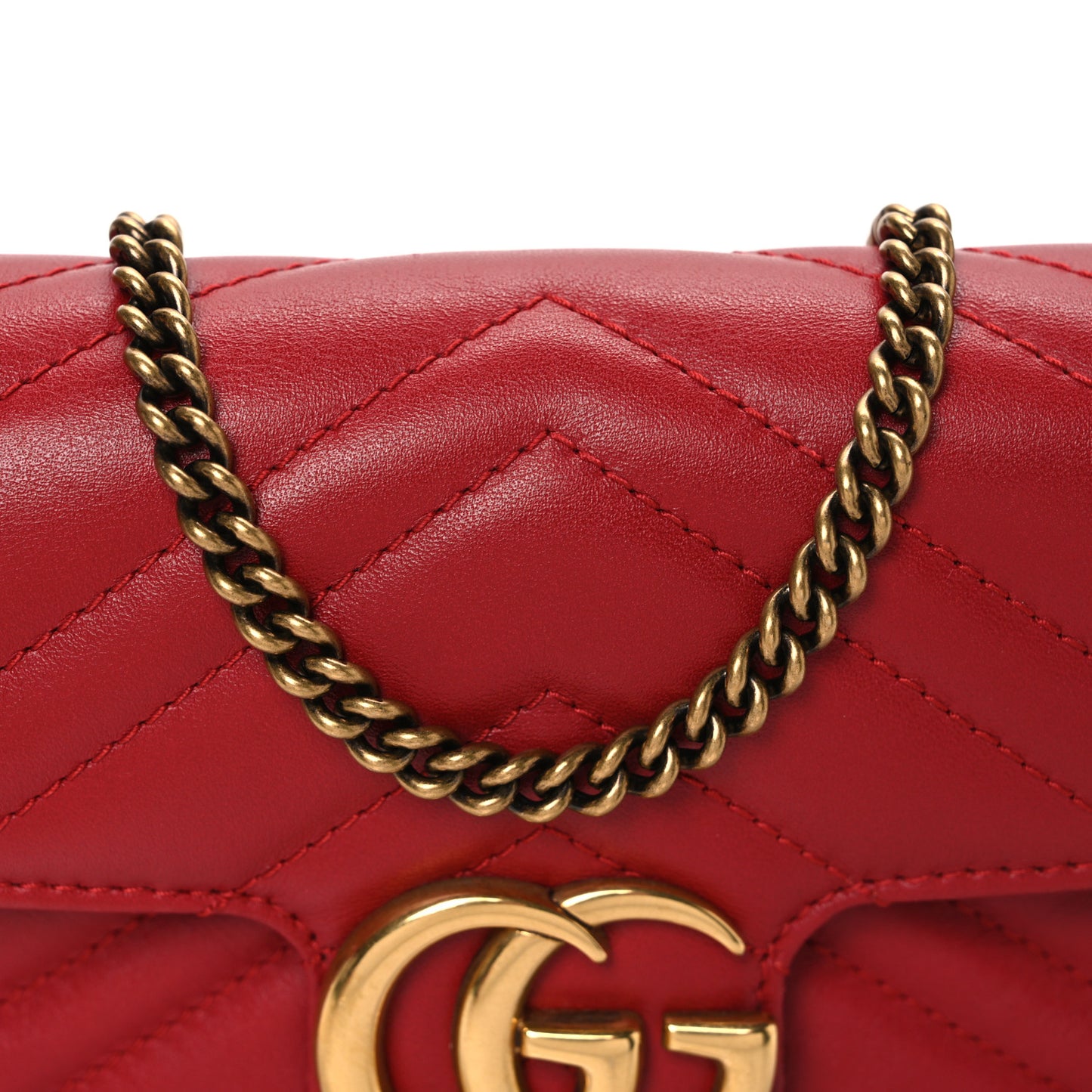 Calfskin Matelasse Super Mini GG Marmont Shoulder Bag Hibiscus Red