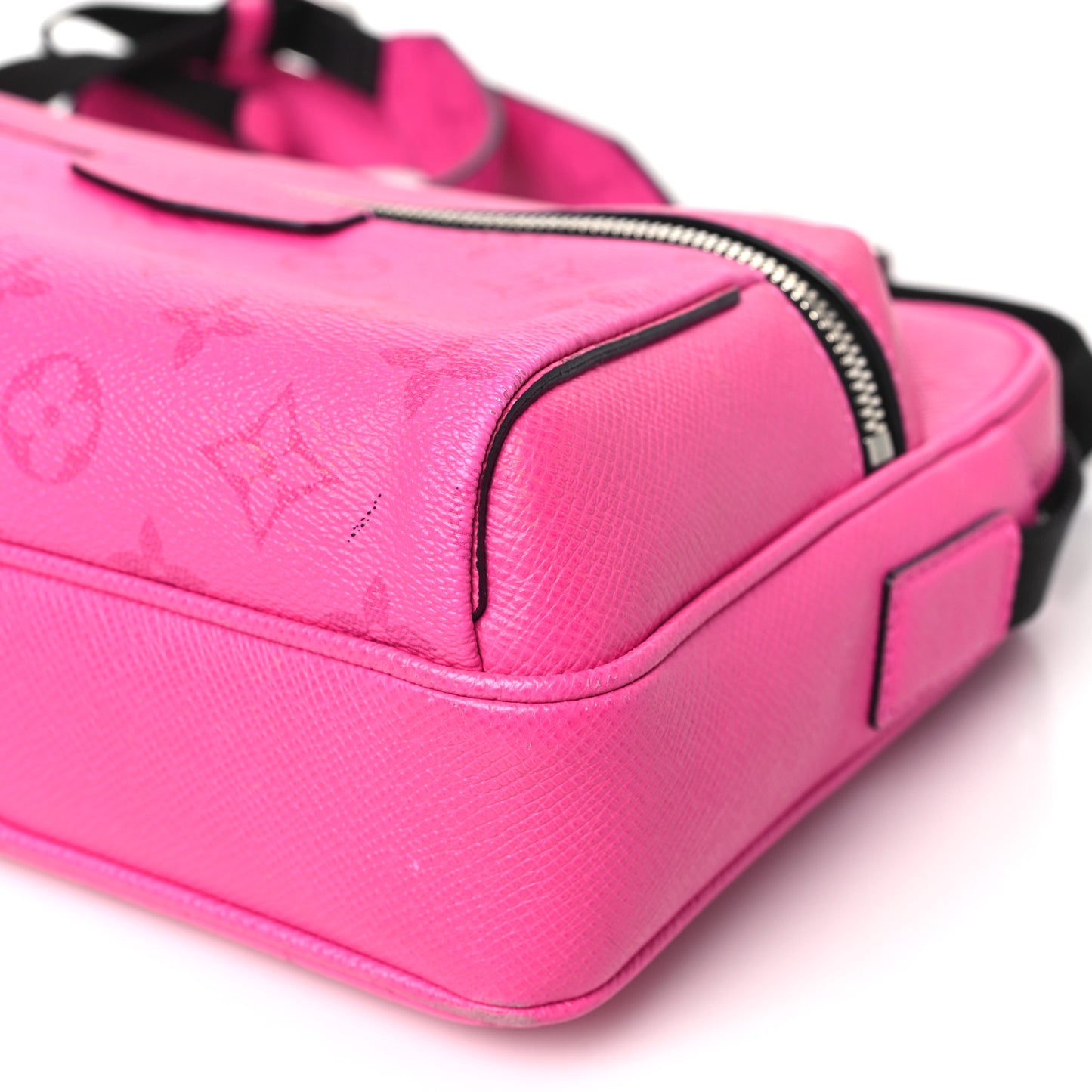 Taigarama Outdoor Messenger Fuchsia