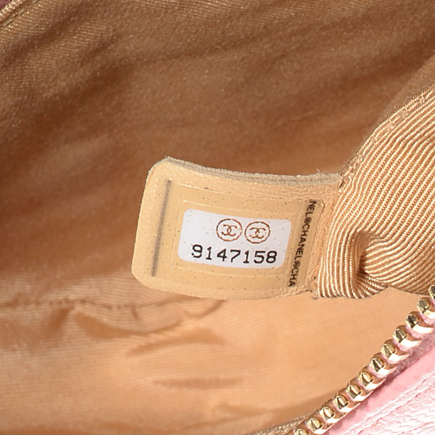 Caviar Quilted Timeless Shoulder Bag Pink