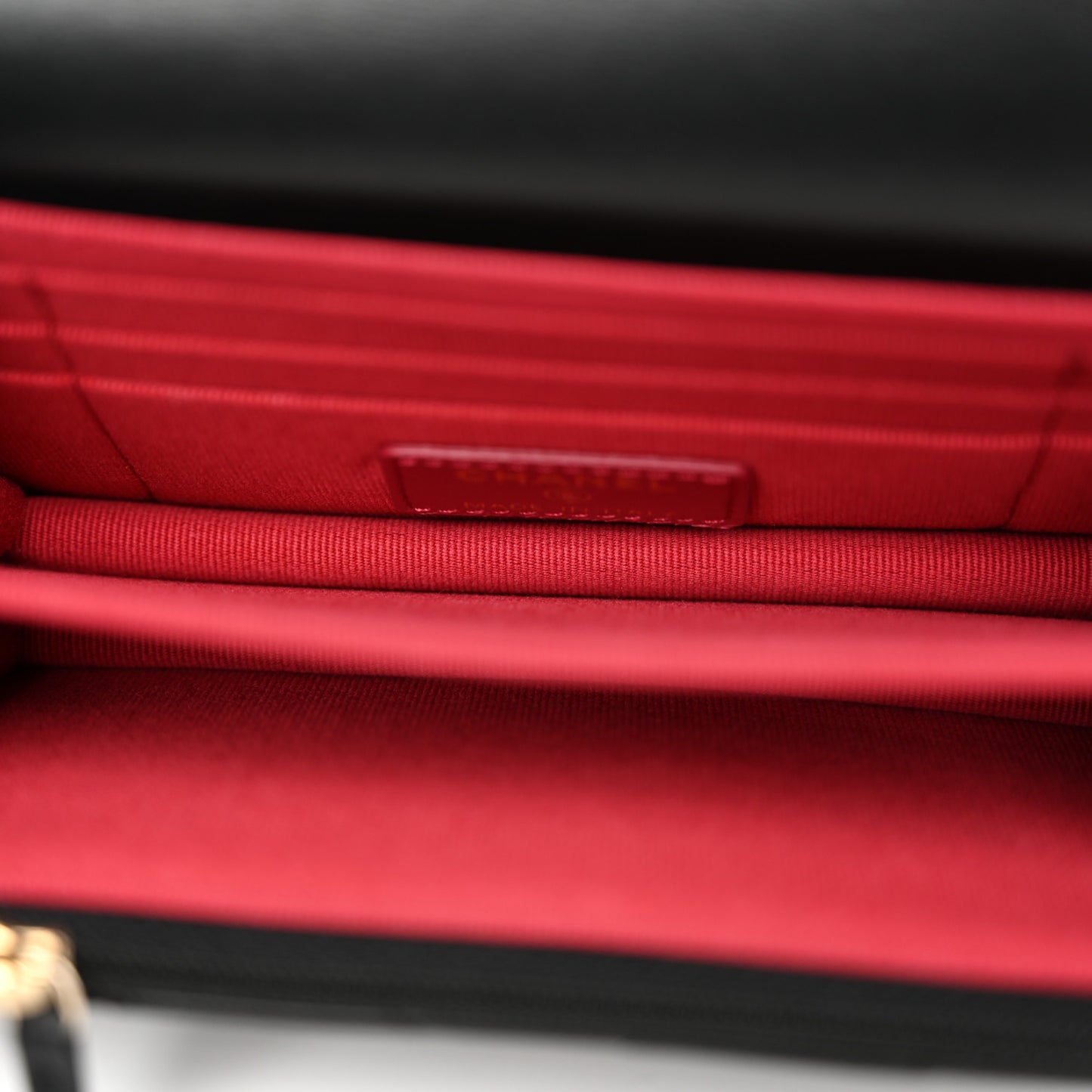 Lambskin Enamel Quilted Pending CC Clutch With Chain Black