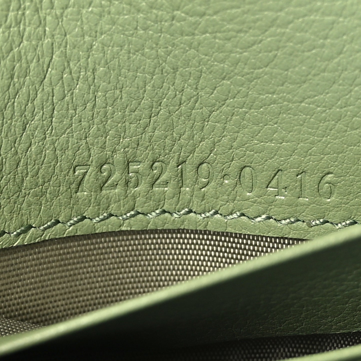 Roxy Calfskin Medium Blondie Chain Wallet Salamander Green