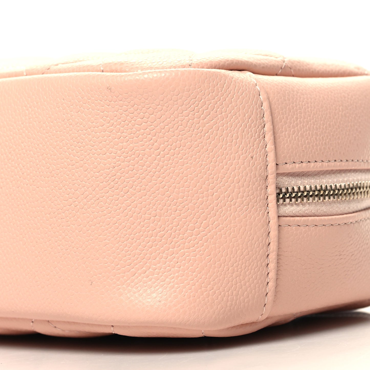 Caviar Quilted Medium Curvy Pouch Cosmetic Case Light Pink