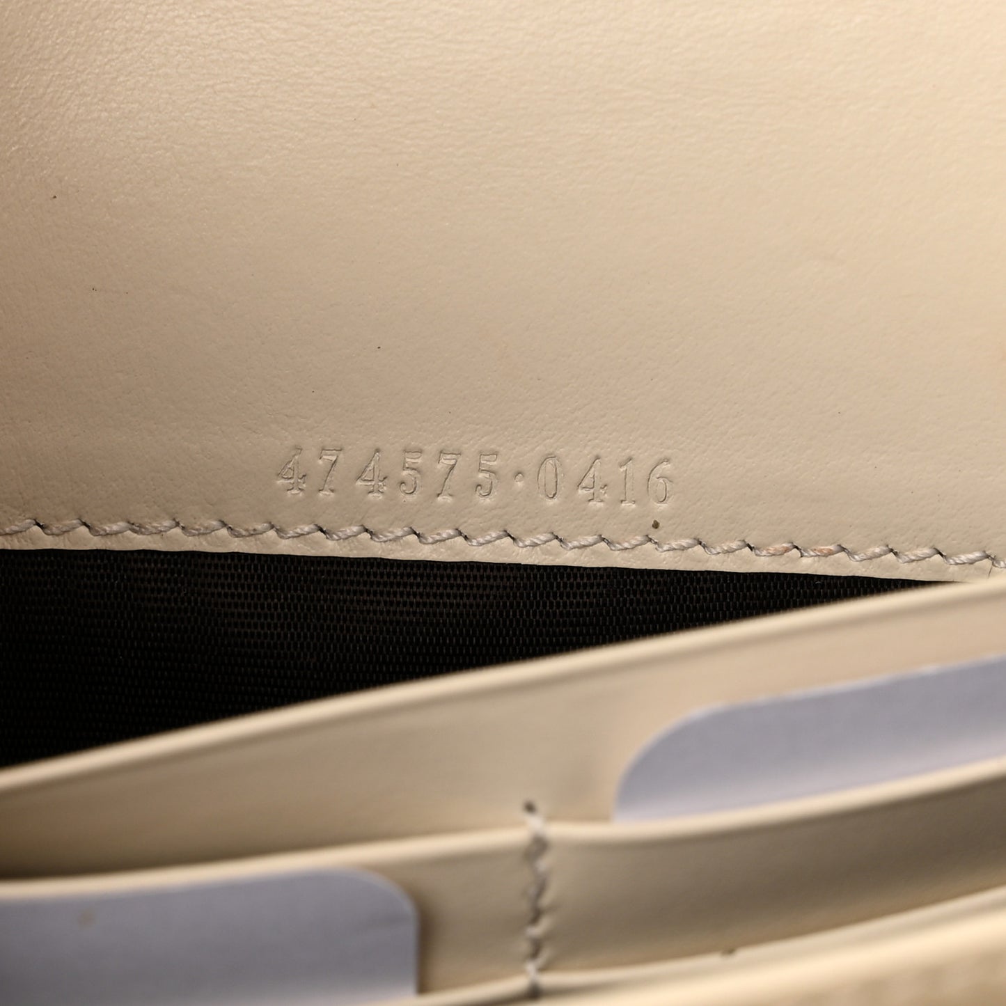 Calfskin Matelasse GG Marmont Chain Wallet Mystic White