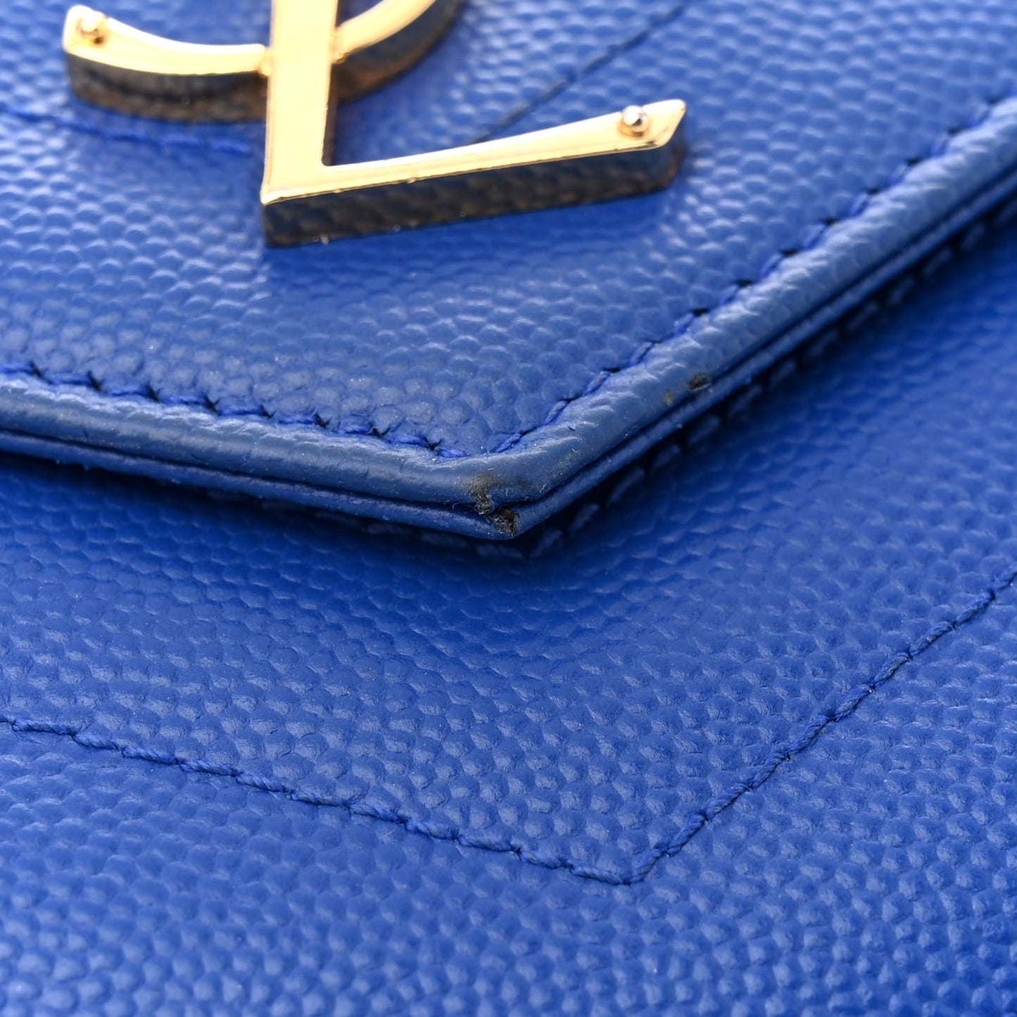 Grain De Poudre Matelasse Chevron Monogram Chain Wallet Blue Majorelle