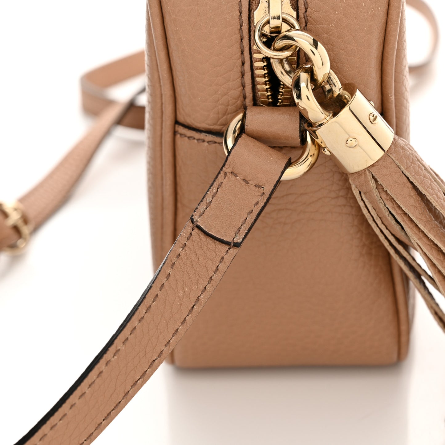 Pebbled Calfskin Small Soho Disco Bag Camelia