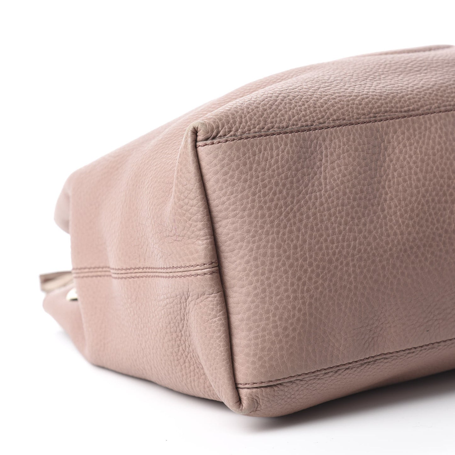 Pebbled Calfskin Medium Soho Chain Shoulder Bag Dark Cipria