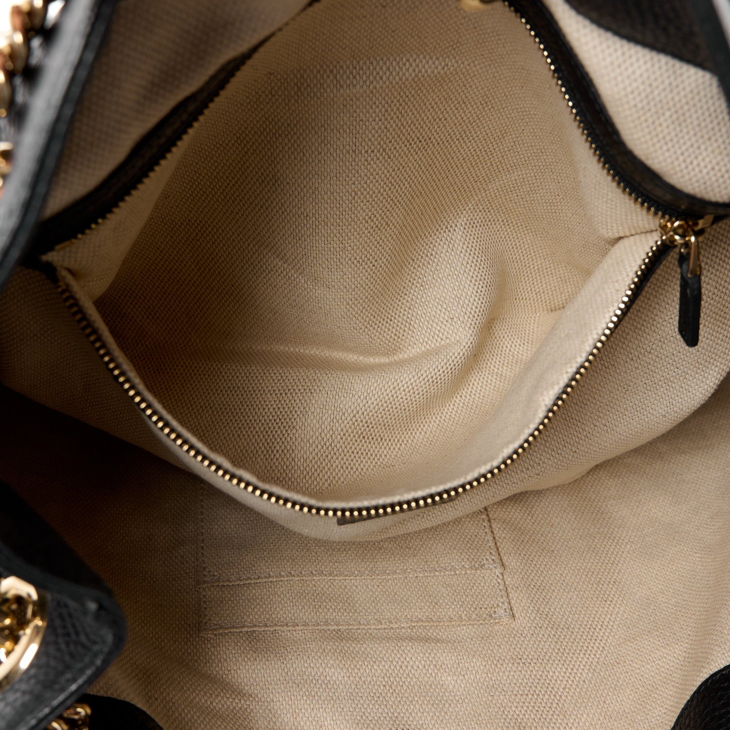 Pebbled Calfskin Medium Soho Chain Shoulder Bag Black