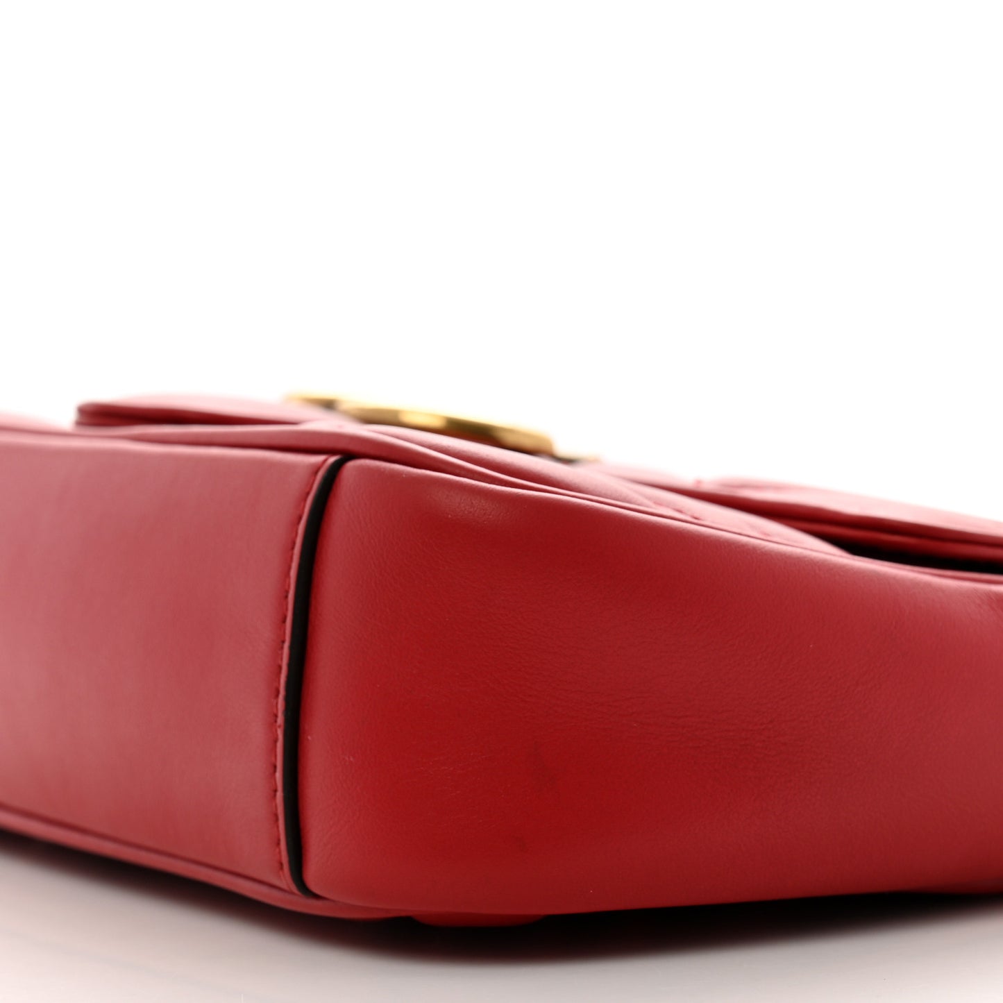 Calfskin Matelasse Small GG Marmont Shoulder Bag Hibiscus Red