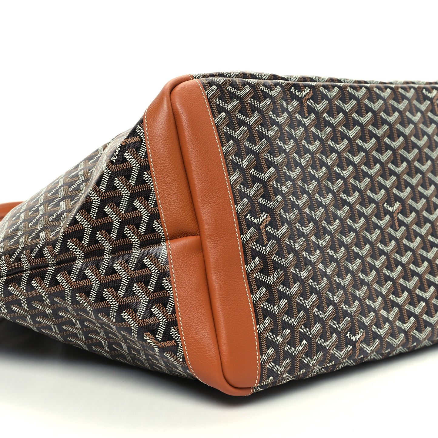 Goyardine Artois GM Black Gold