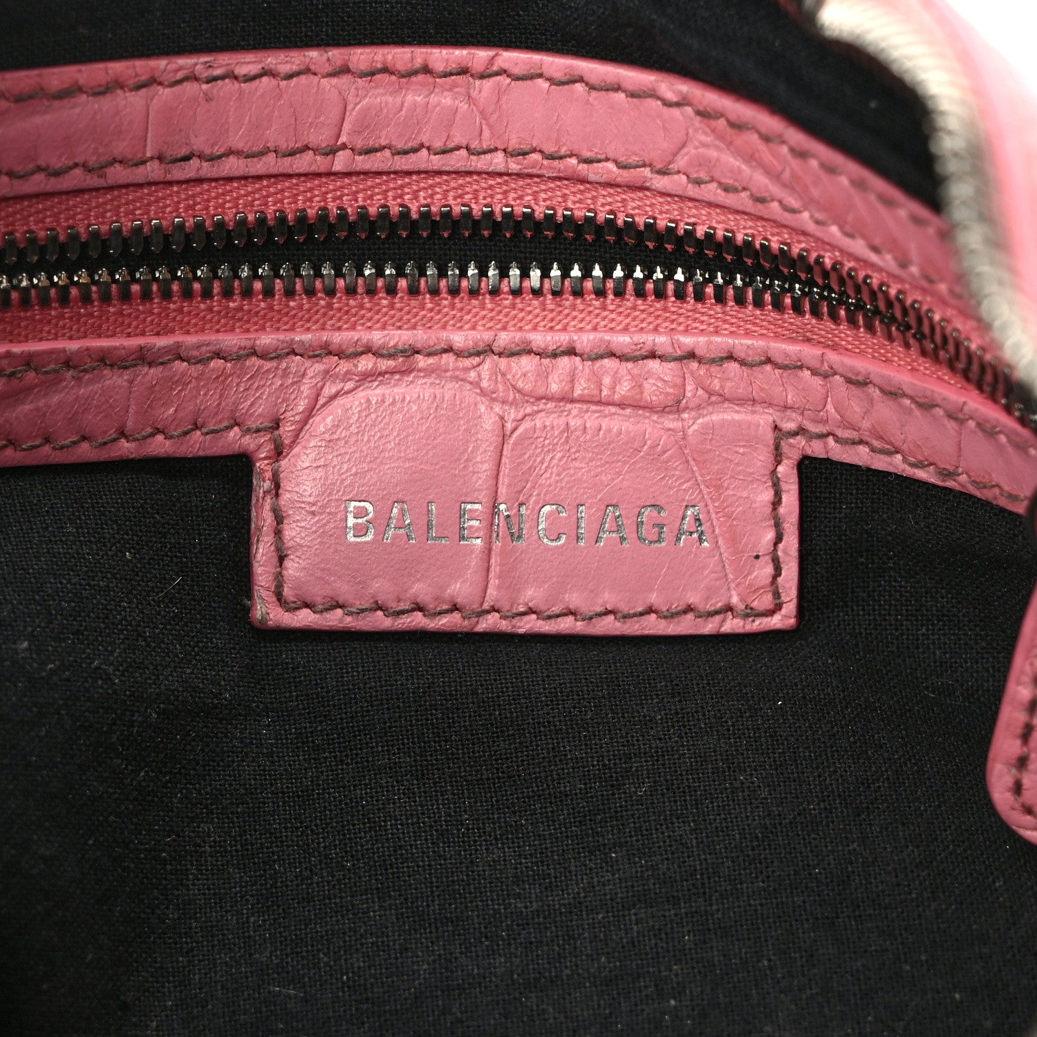 Balenciaga Extra Supple Calfskin Crocodile Embossed Small Le Cagole Shoulder Bag Sweet Pink 6 of 11