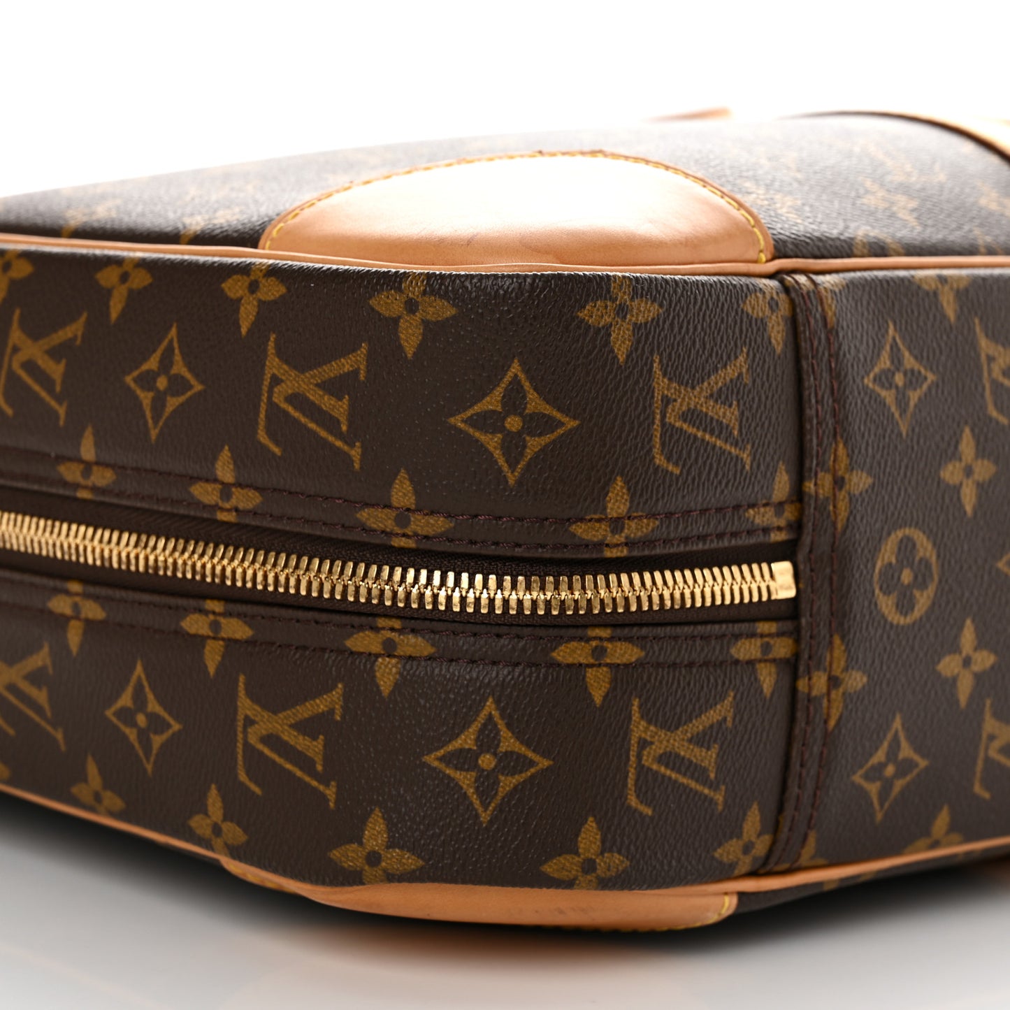 Monogram Sirius 55