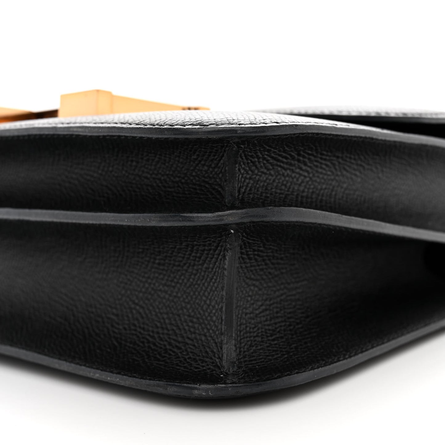 Epsom Constance 24 Black