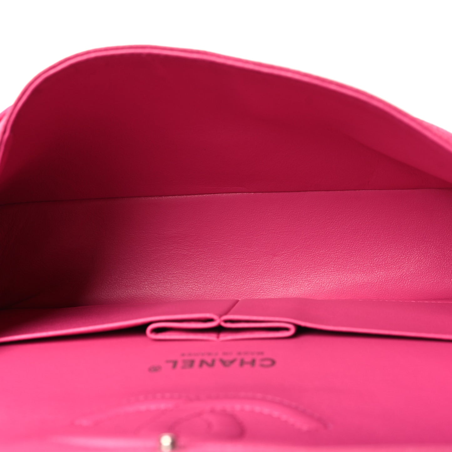 Iridescent Caviar Quilted Medium Double Flap Pink