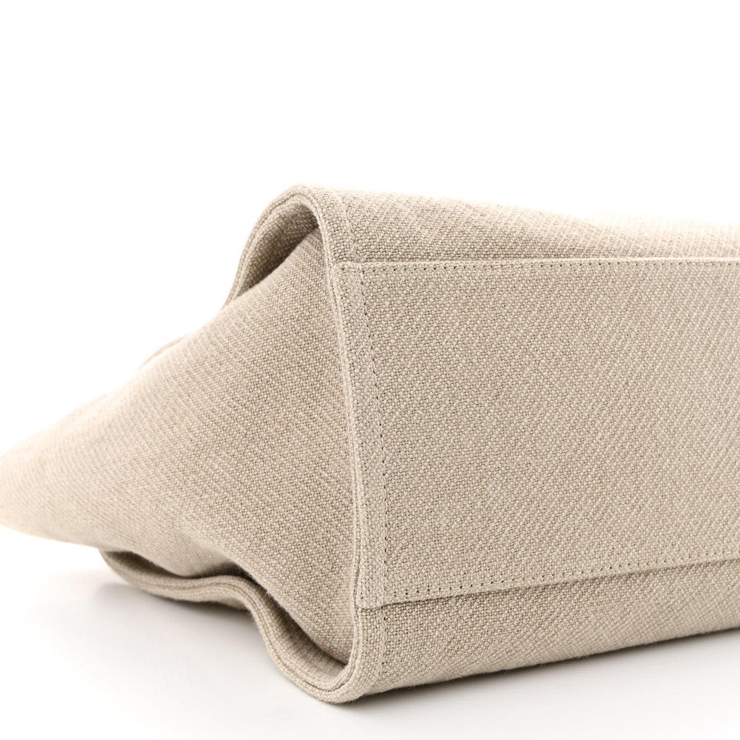 Mixed Fibers Medium Deauville Tote Beige Black