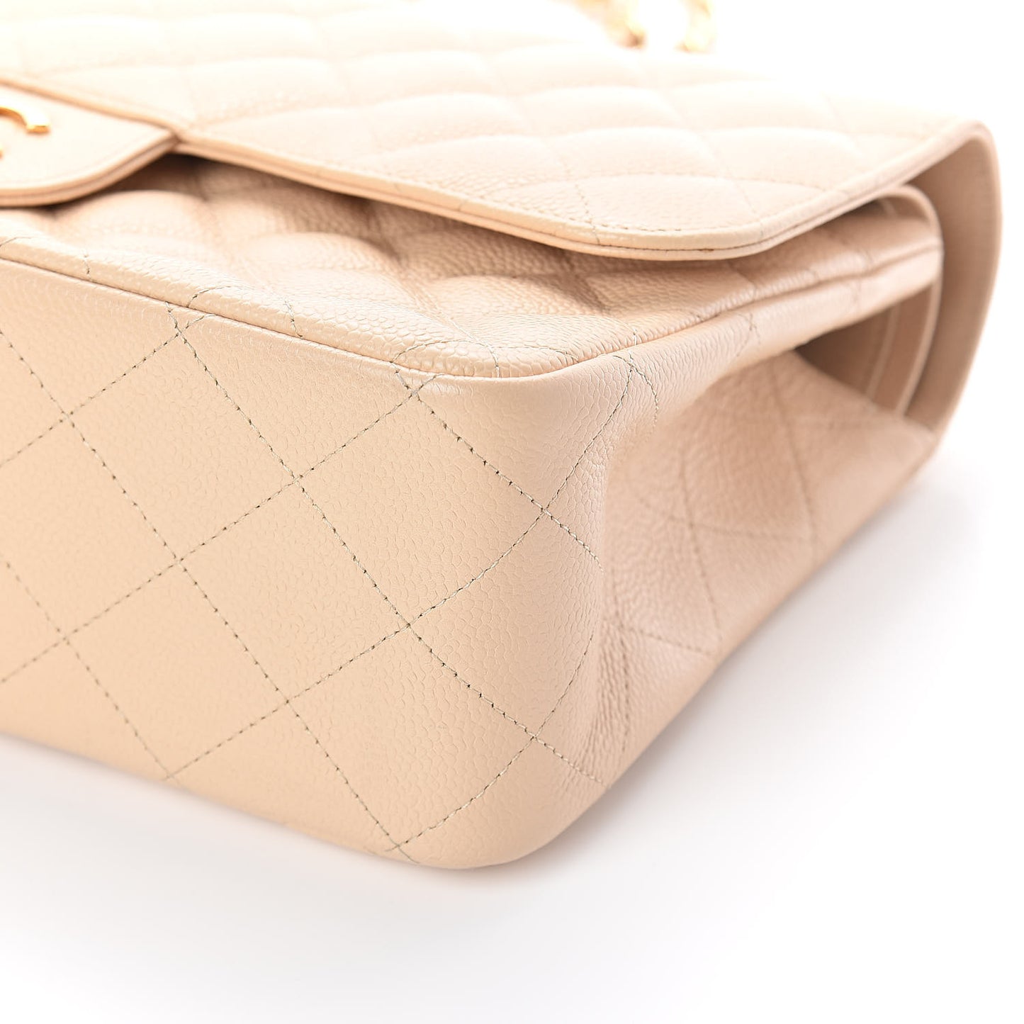 Caviar Quilted Jumbo Double Flap Beige Clair