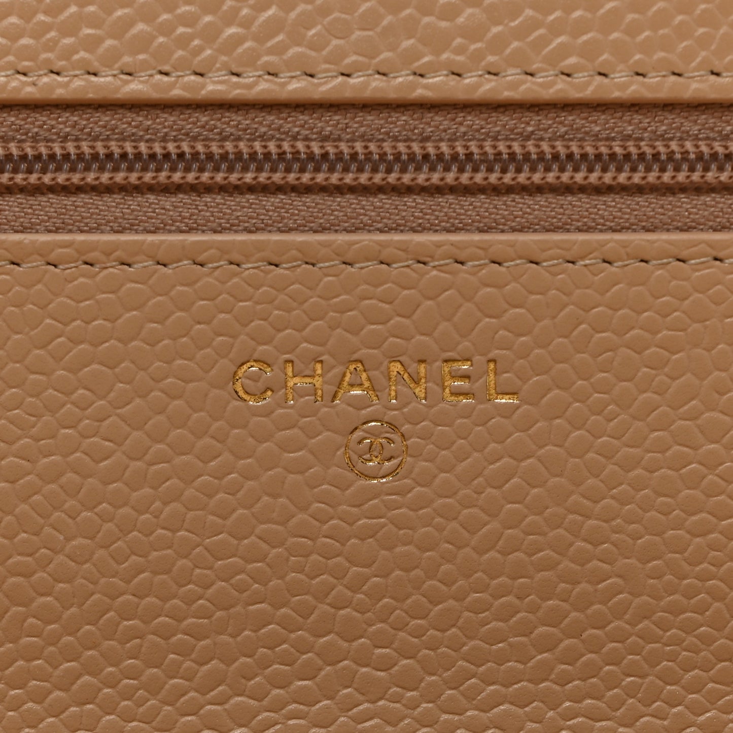 Caviar Quilted Wallet on Chain WOC Beige
