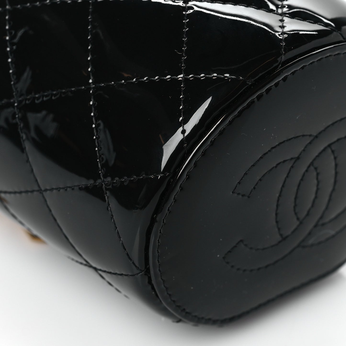 Patent Quilted Afternoon Tea Top Handle Vanity Case With Chain Black