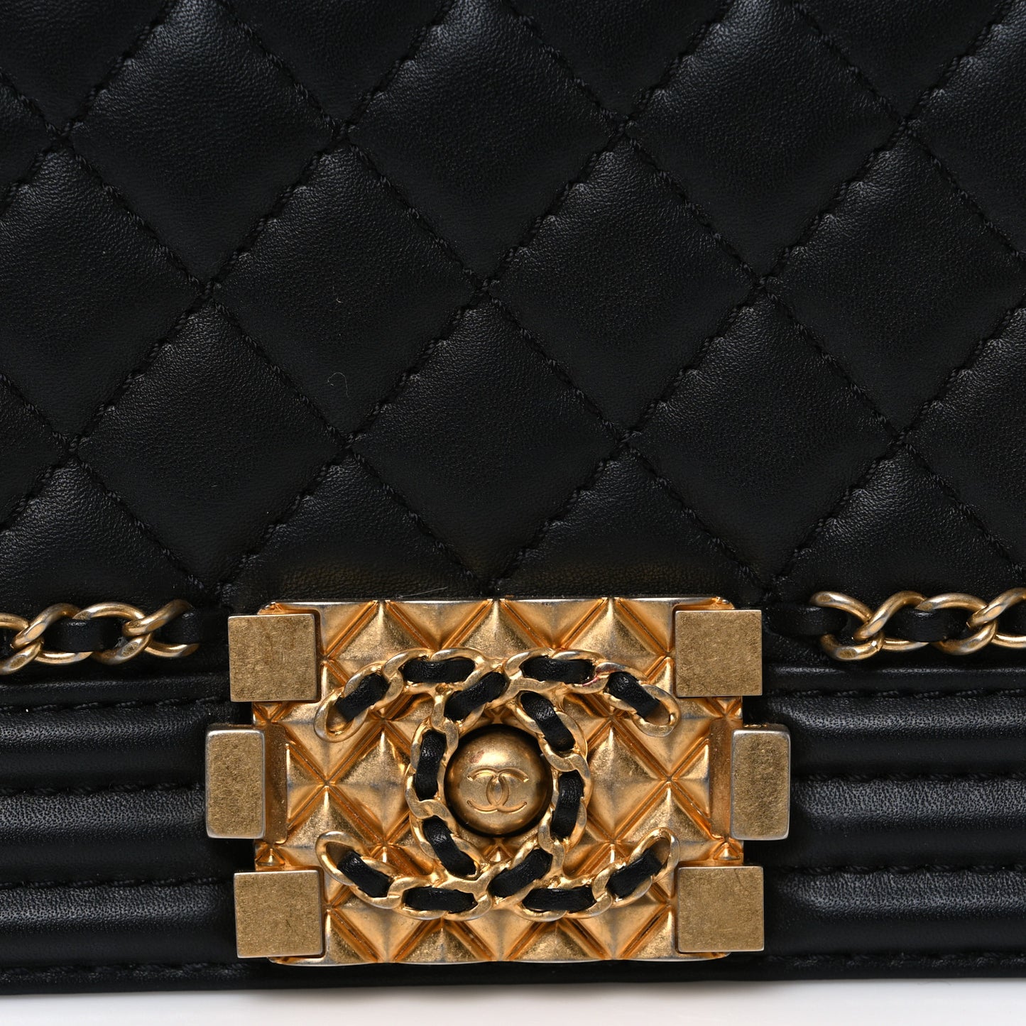 Lambskin Quilted Small Chain Around Boy Flap Black