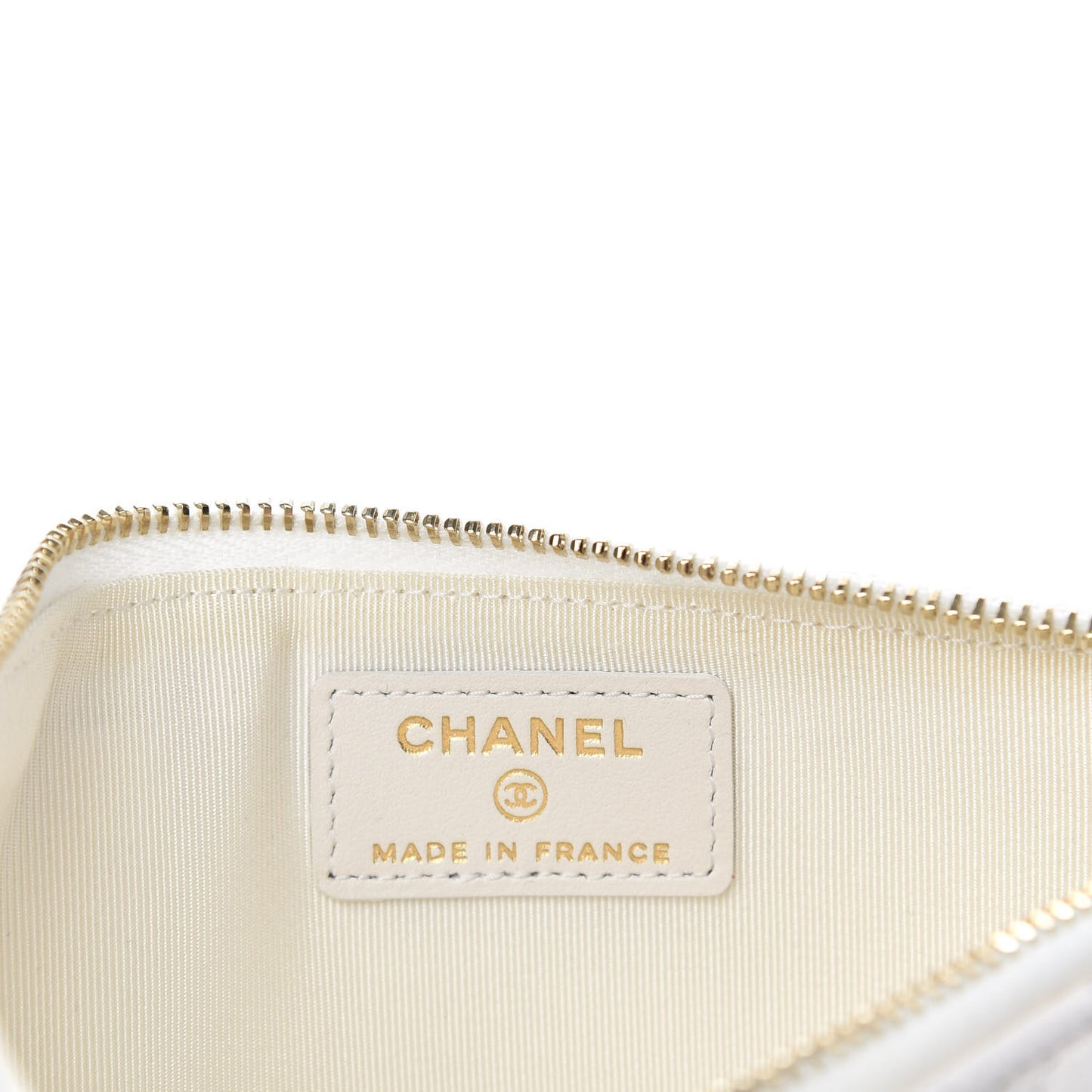 Caviar Quilted Classic Flat Wallet Pouch White