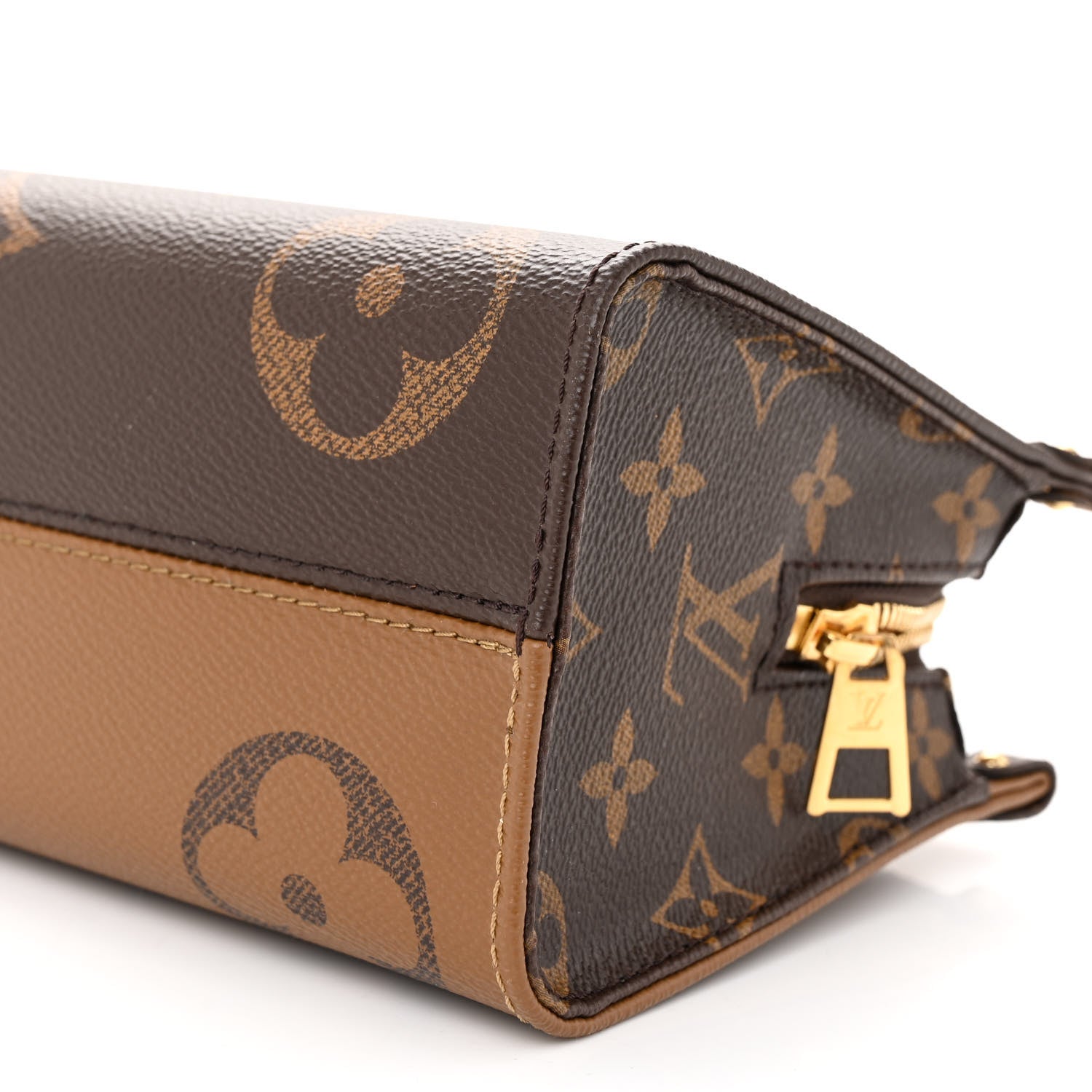 Louis Vuitton Reverse Monogram Giant OnTheGo East West 9 of 9