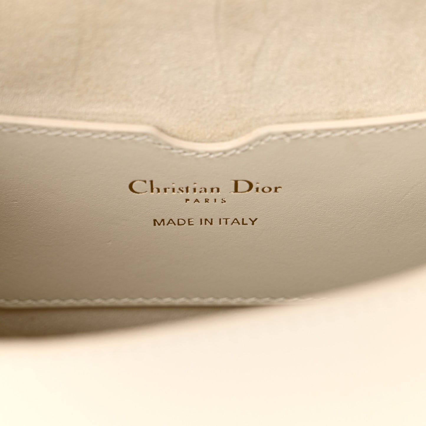 Box Calfskin Medium Bobby Flap Latte