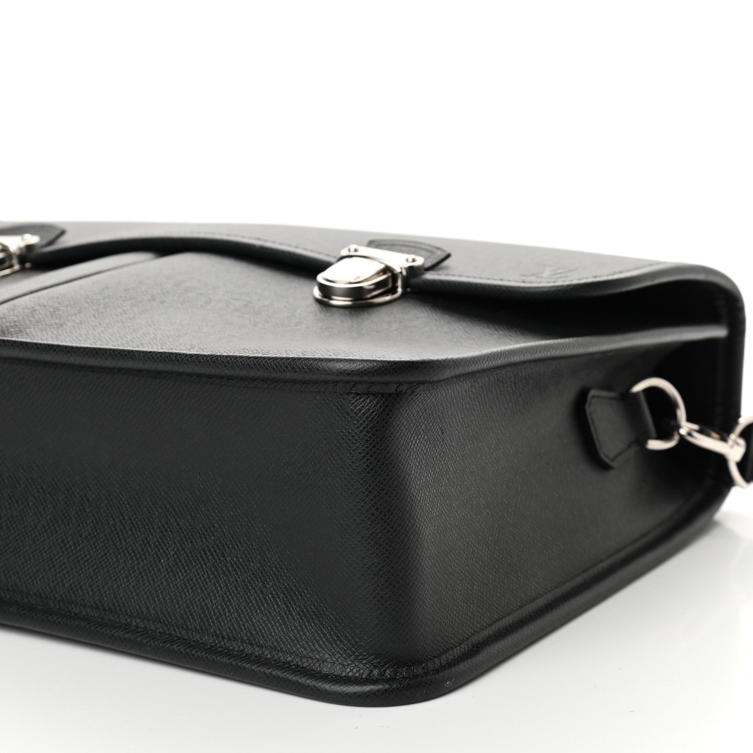 Louis Vuitton Taiga Alexei Messenger Ardoise 9 of 10