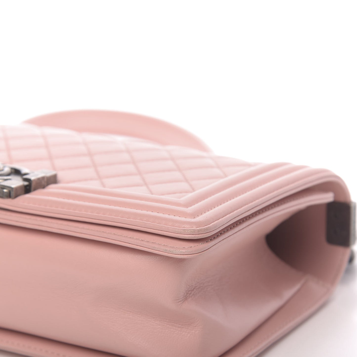 Lambskin Quilted Medium Boy Flap Light Pink