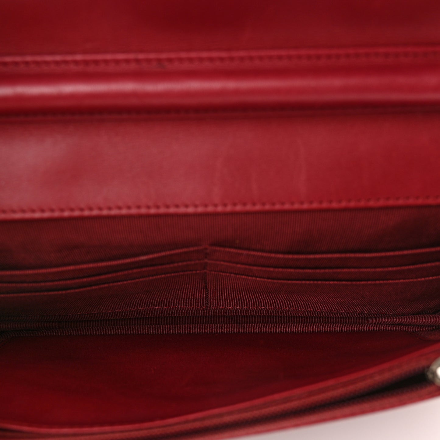 Calfskin Double Stitch Hamptons Wallet On Chain WOC Red