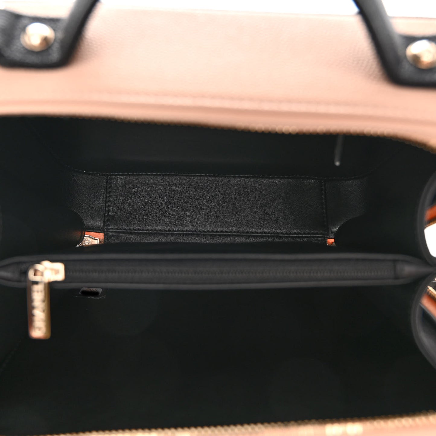 Caviar Quilted Medium CC Filigree Vanity Case Beige Black
