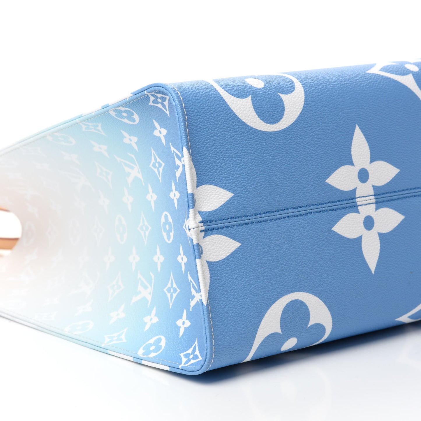 Monogram Giant By The Pool Onthego GM Blue