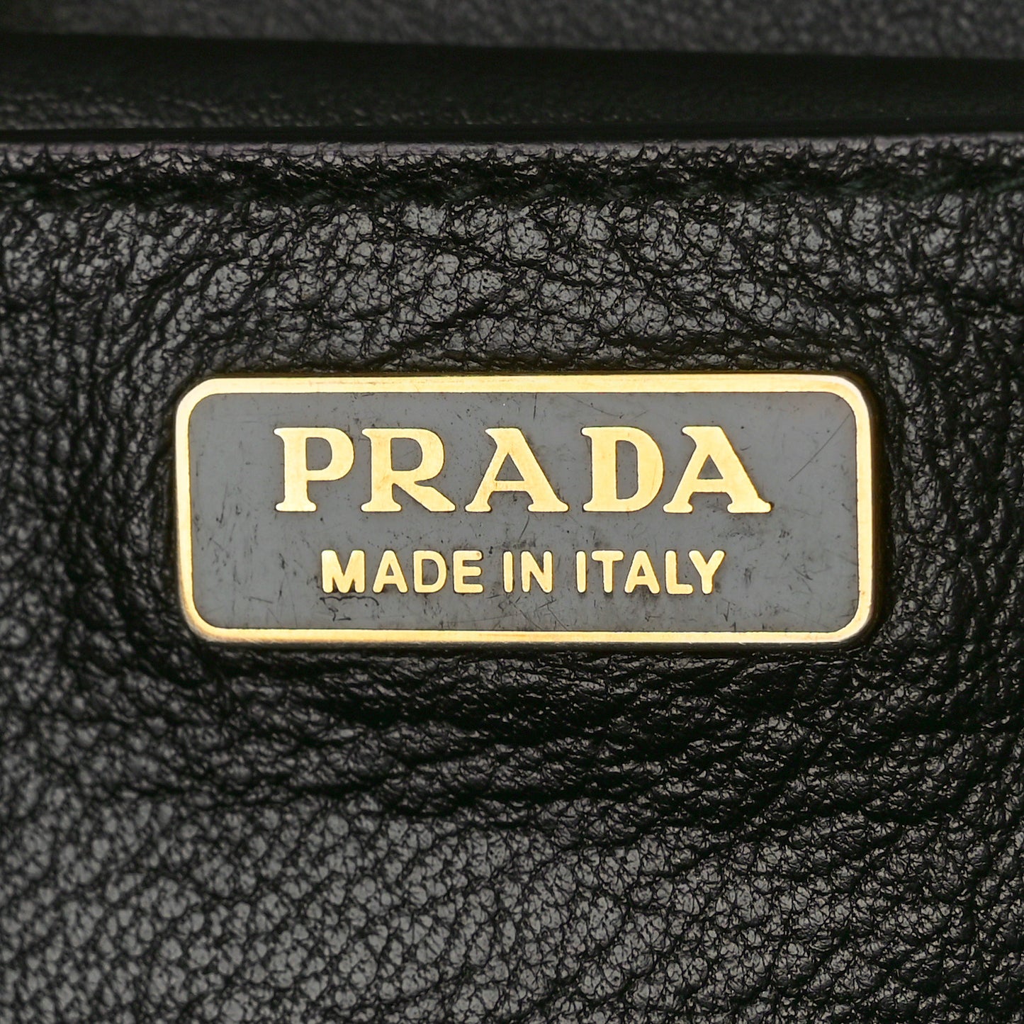 City Calf Saffiano Cahier Bag Black