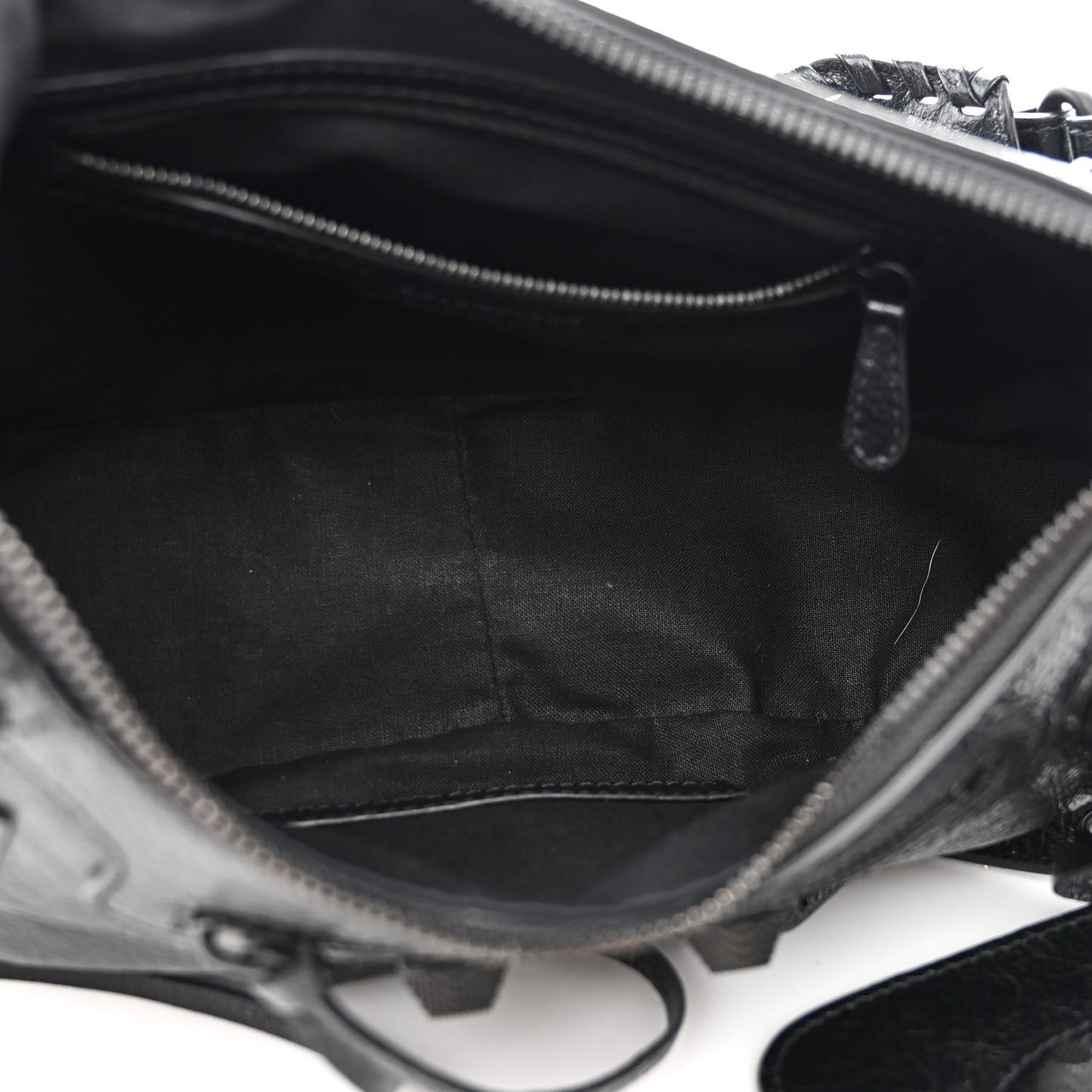 Agneau Arena Monochrome Small Le Cagole Shoulder Bag Black