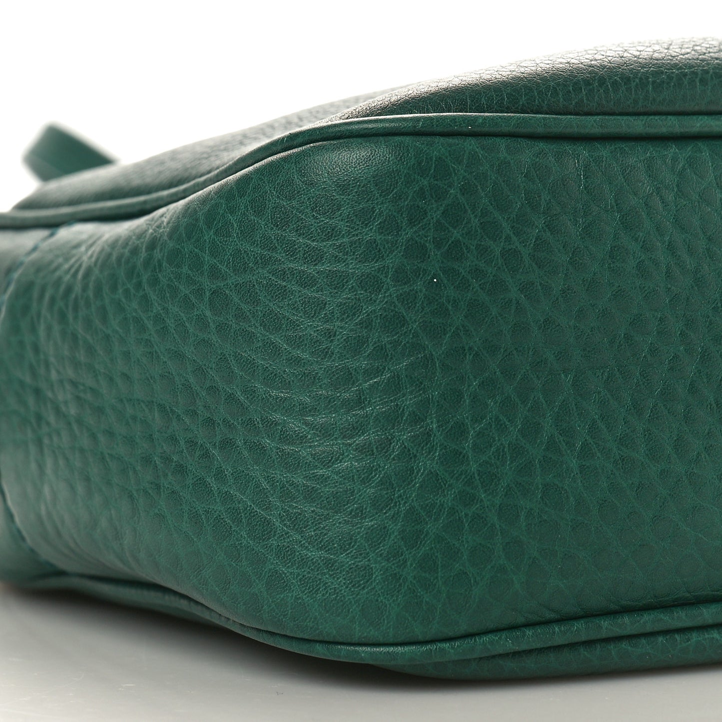 Pebbled Calfskin Small Soho Disco Bag Emerald Green