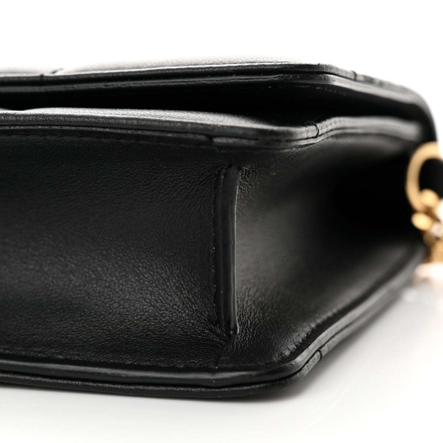 Lambskin Quilted Lola Clutch On Chain Black
