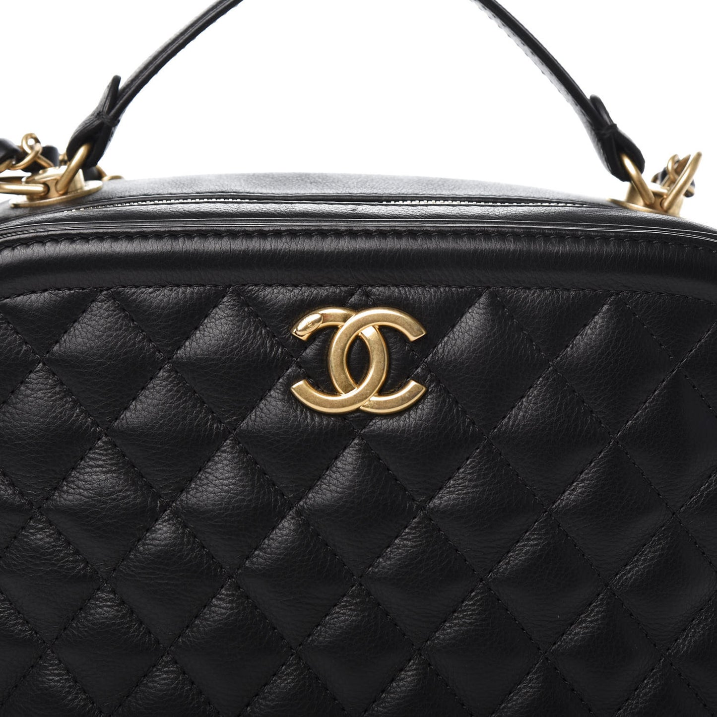 Calfskin Quilted CC Medium Vanity Case Black