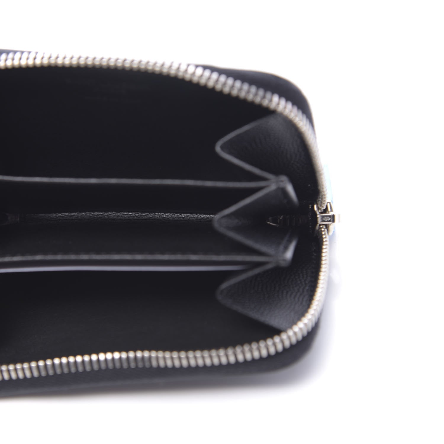 Saint Laurent Grain De Poudre Zip Around Card Holder Black 5 of 7