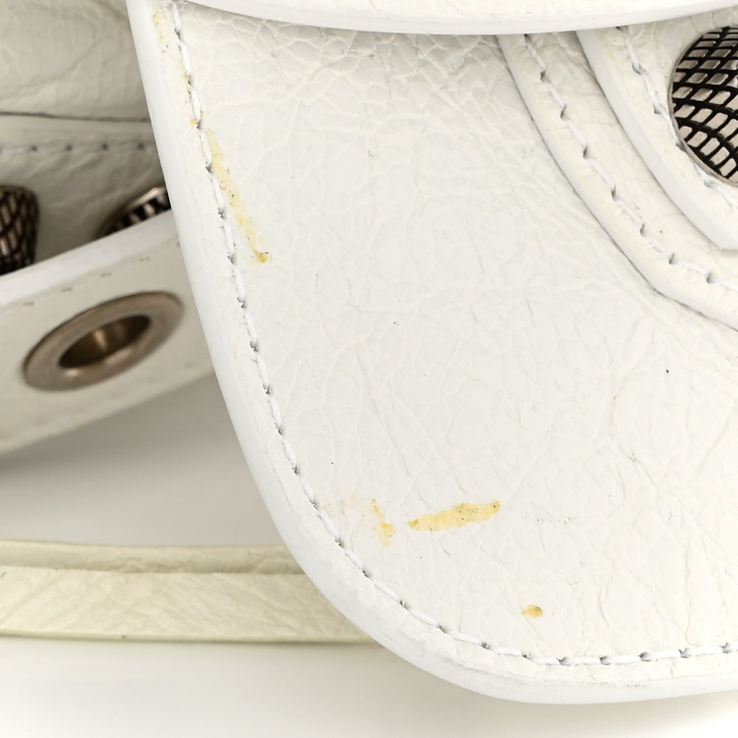Agneau Arena Le Cagole Bucket Bag XS Optic White