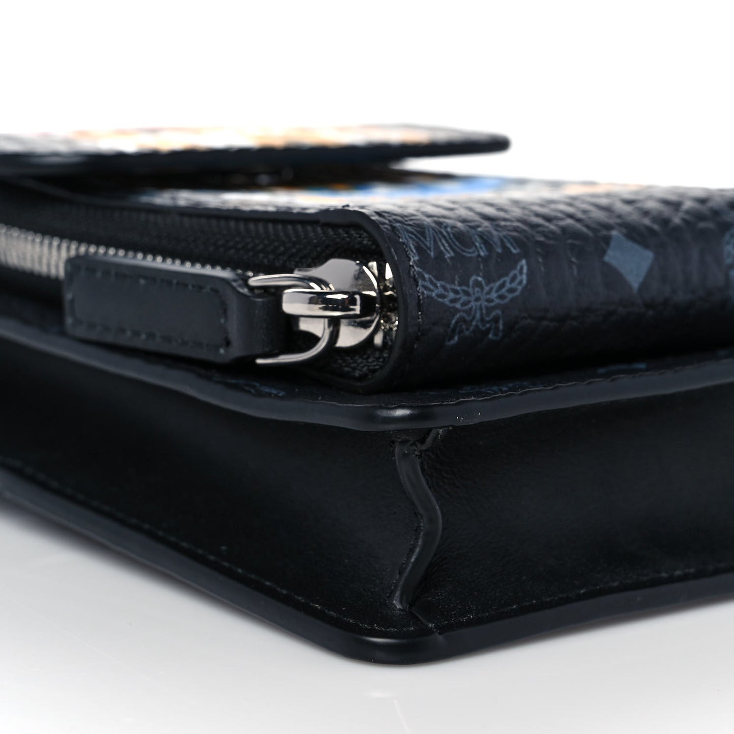 Visetos Geo Graffiti Phone Case Crossbody Black