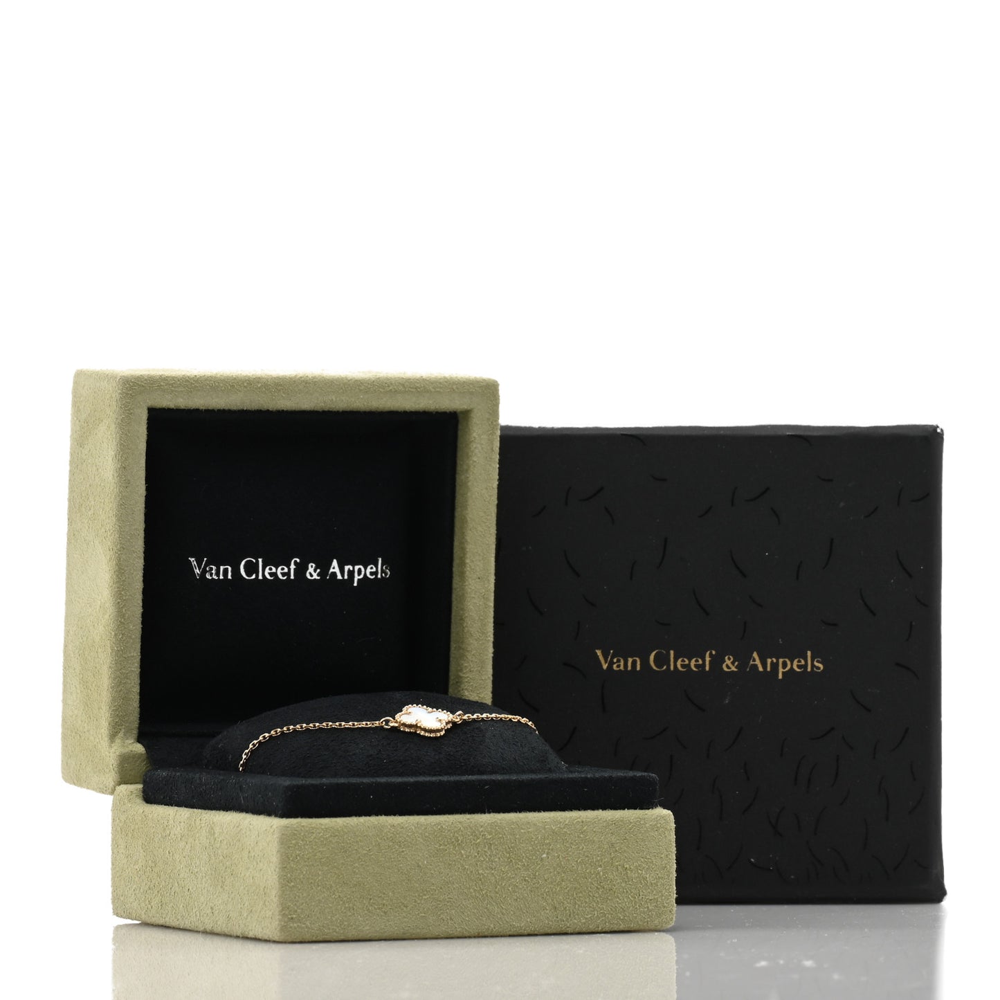 18K Yellow Gold Mother of Pearl Sweet Alhambra Bracelet