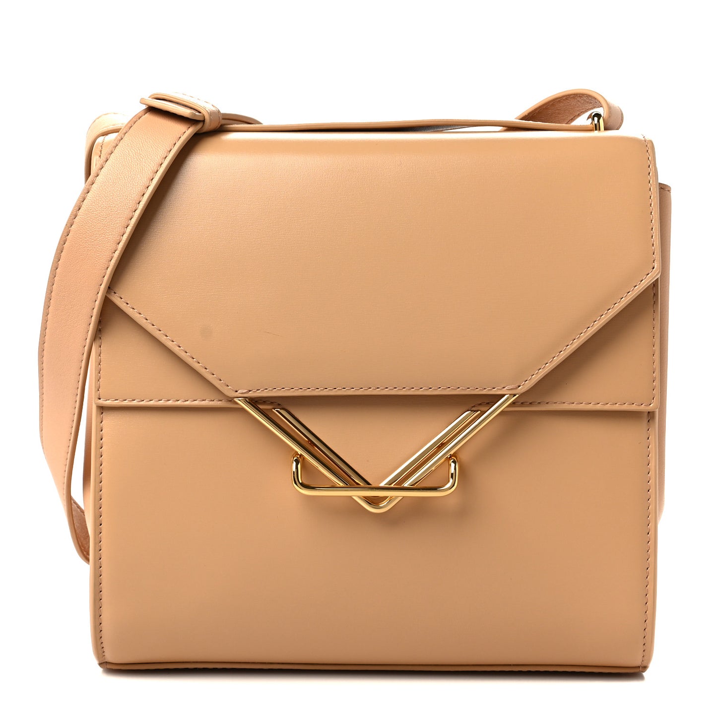 Box Calfskin Nappa Clip Bag Almond Gold