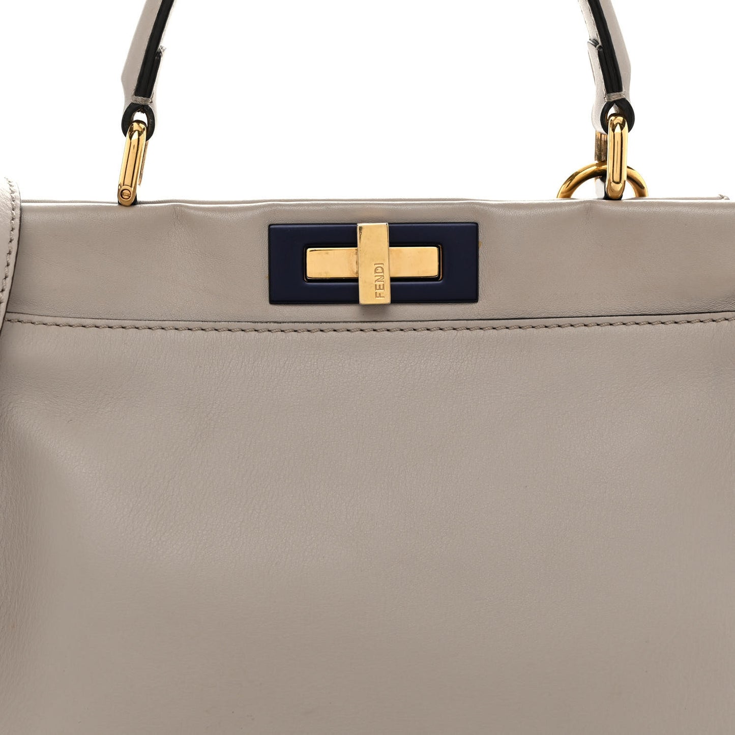 Vitello Seta Shiny Nappa Medium Peekaboo Iconic Satchel Grigio Polvere Magenta