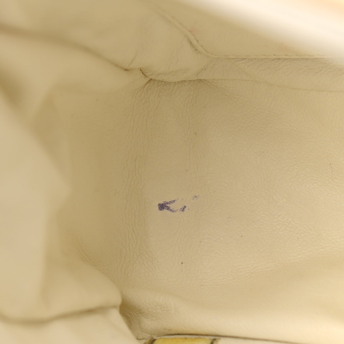 Caviar Quilted Maxi Single Flap White