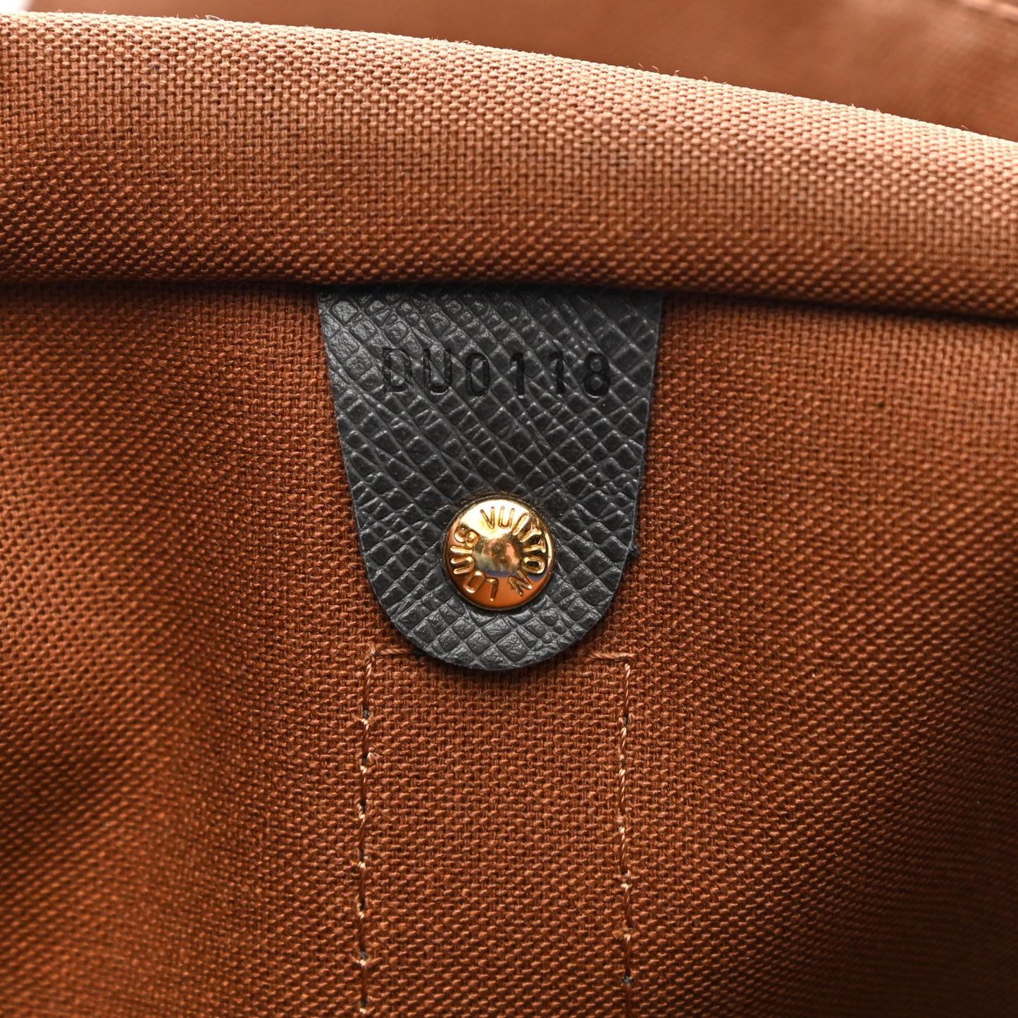 Monogram Taiga Outdoor Keepall Bandouliere 55