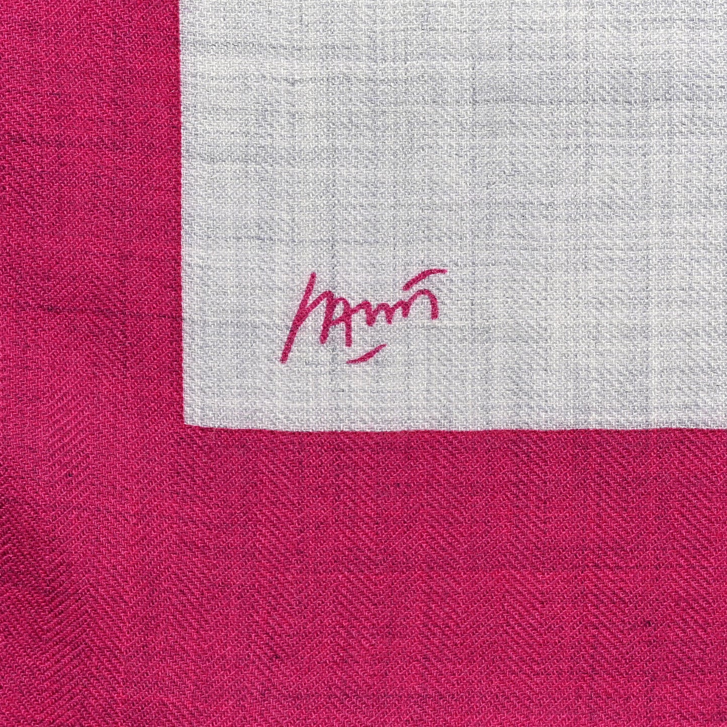 Cashmere Silk Chevaux Au Pre Shawl 140 Fuchsia