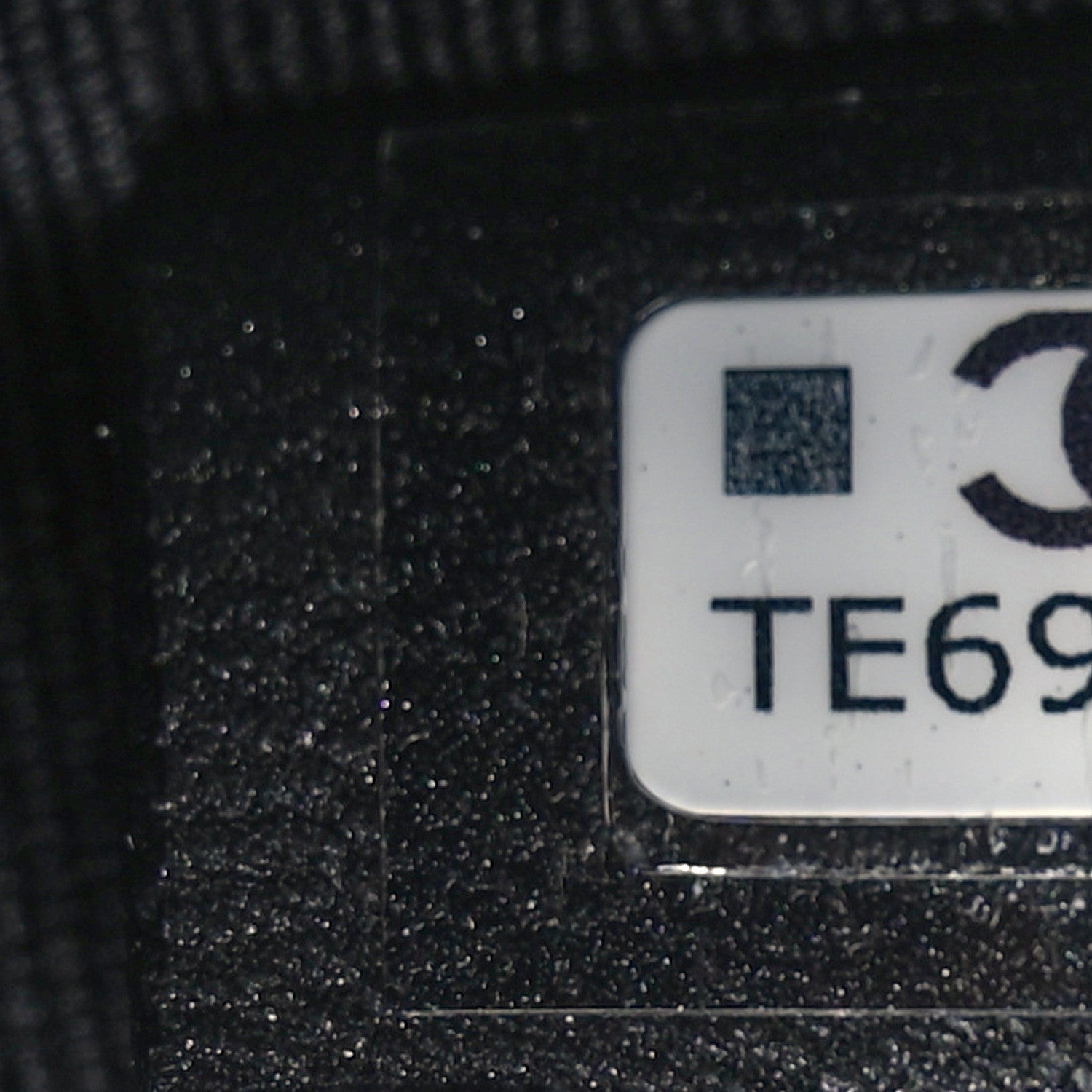 Chanel Lambskin Quilted Small Cosmetic Case So Black 7 of 8