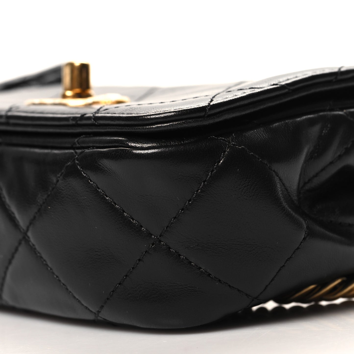 Lambskin Quilted Enamel CC Waist Bag With Pouch Black