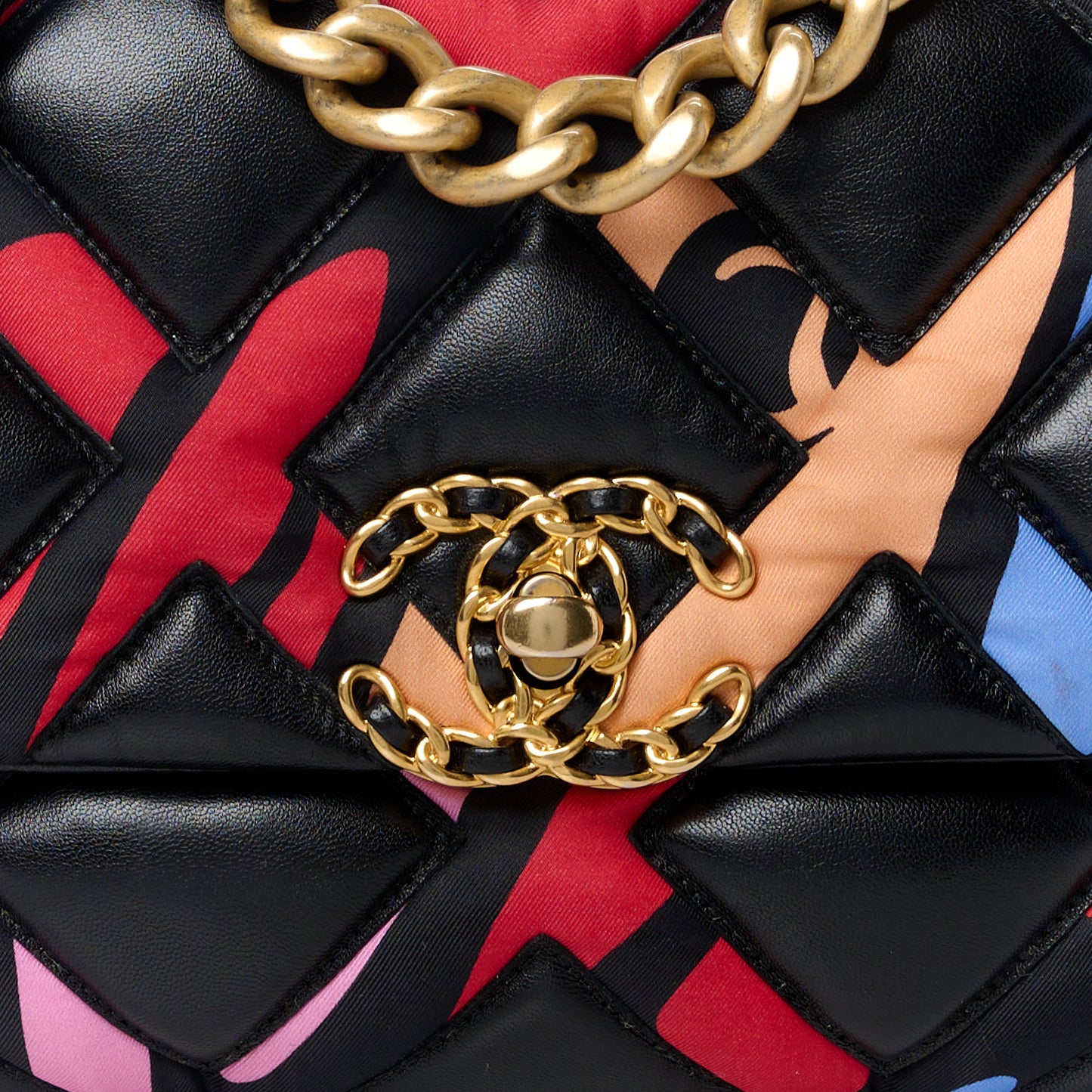 Lambskin Printed Fabric Medium Chanel 19 Flap Black Multicolor