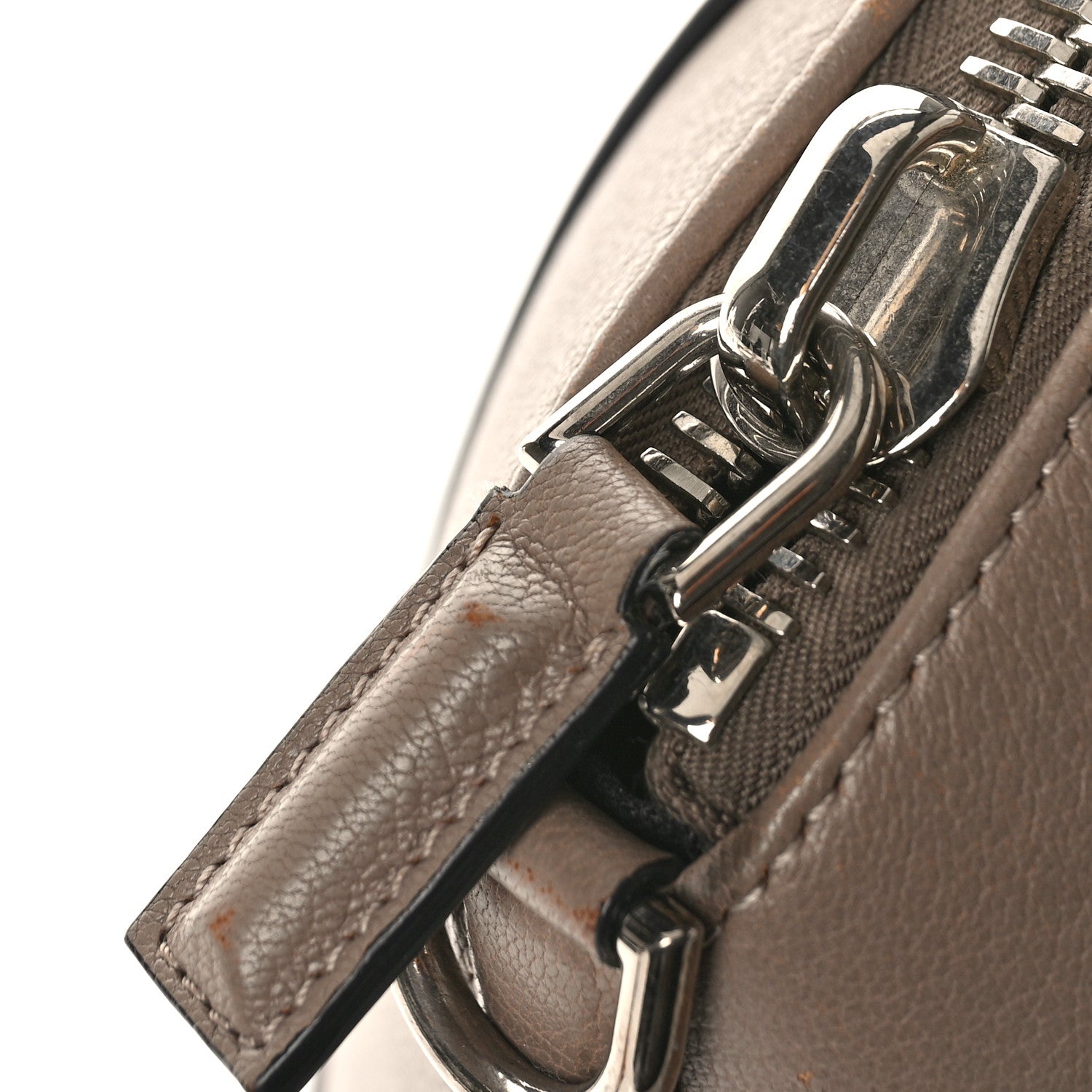 Givenchy Sugar Goatskin Medium Antigona Dune 11 of 16